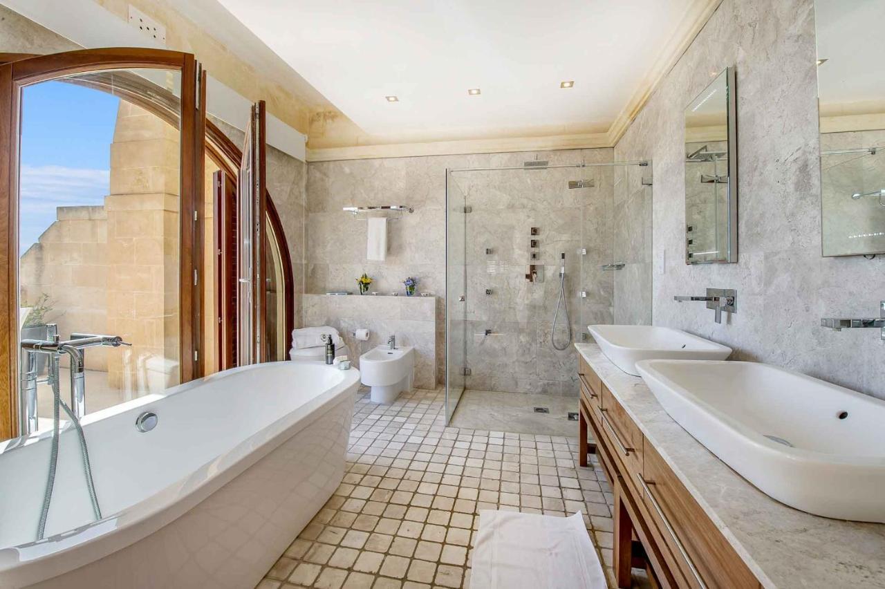 The Almonds Luxury Villa サン・ローレンツ エクステリア 写真